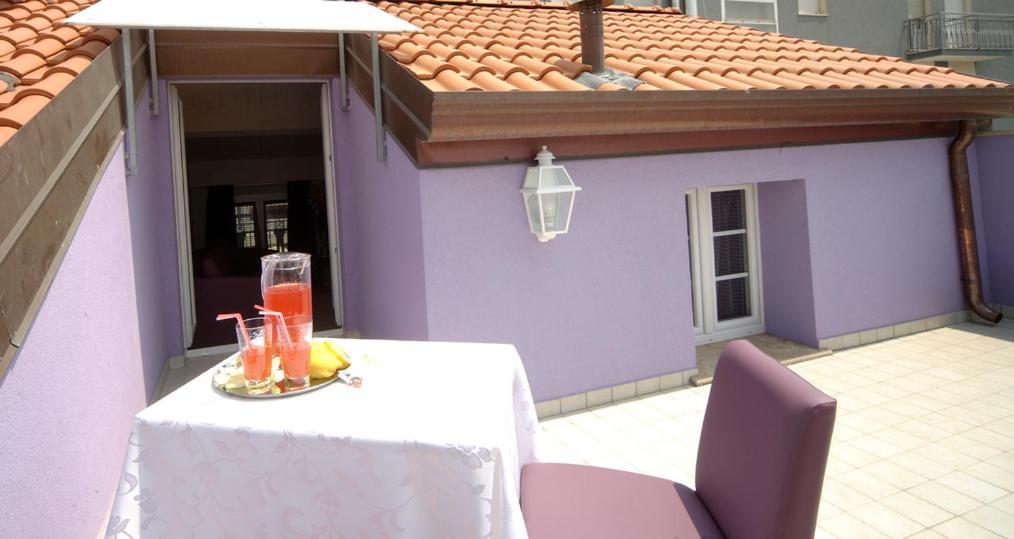 Residence Hotel Le Viole Rímini Exterior foto